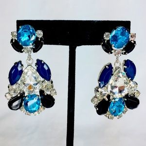 Beautiful blue and clear crystal dangle earrings!